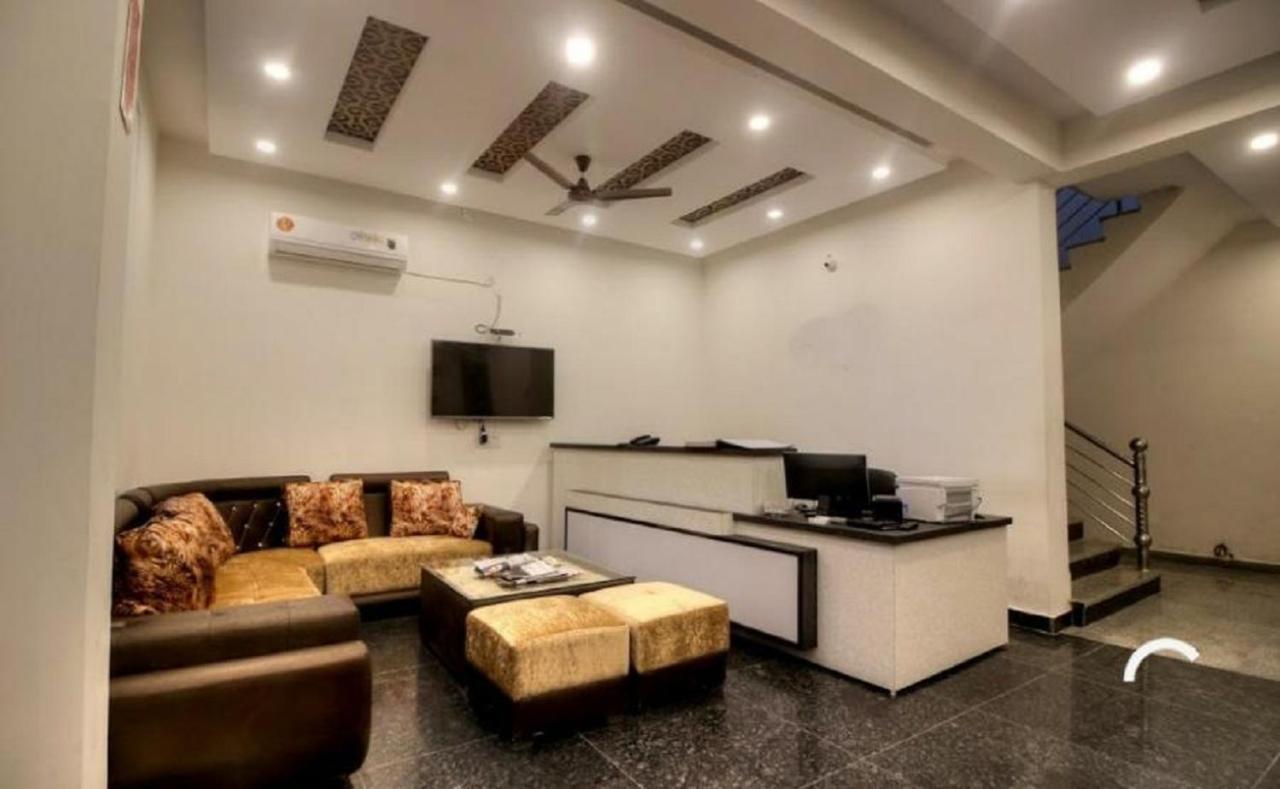 Hotel Ark Avalon- Delhi International Airport Neu-Delhi Exterior foto